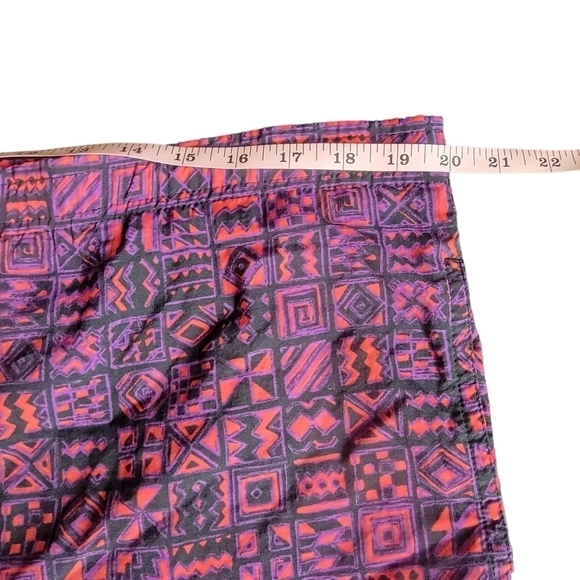 VINTAGE 90s Cheetah print swim trunks - Picture 5 of 7